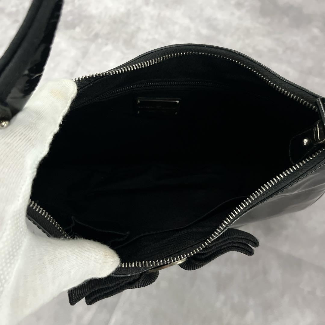 Salvatore Ferragamo Hand Shoulder Bag Tote Purse Vara Patent Leather Black Auth