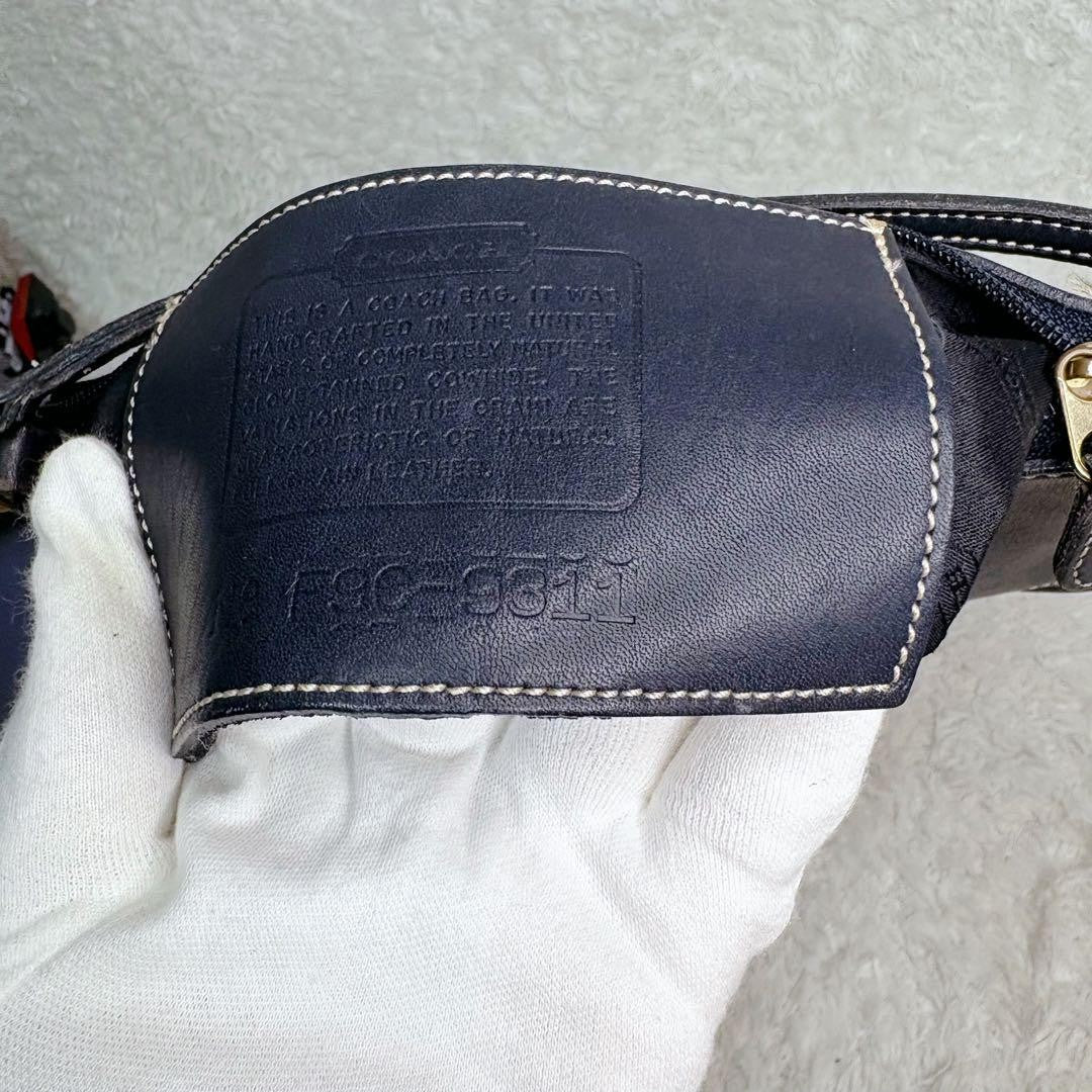COACH Accessory Pouch Hand Bag Tote Purse Old 9311 Leather Navy Authentic