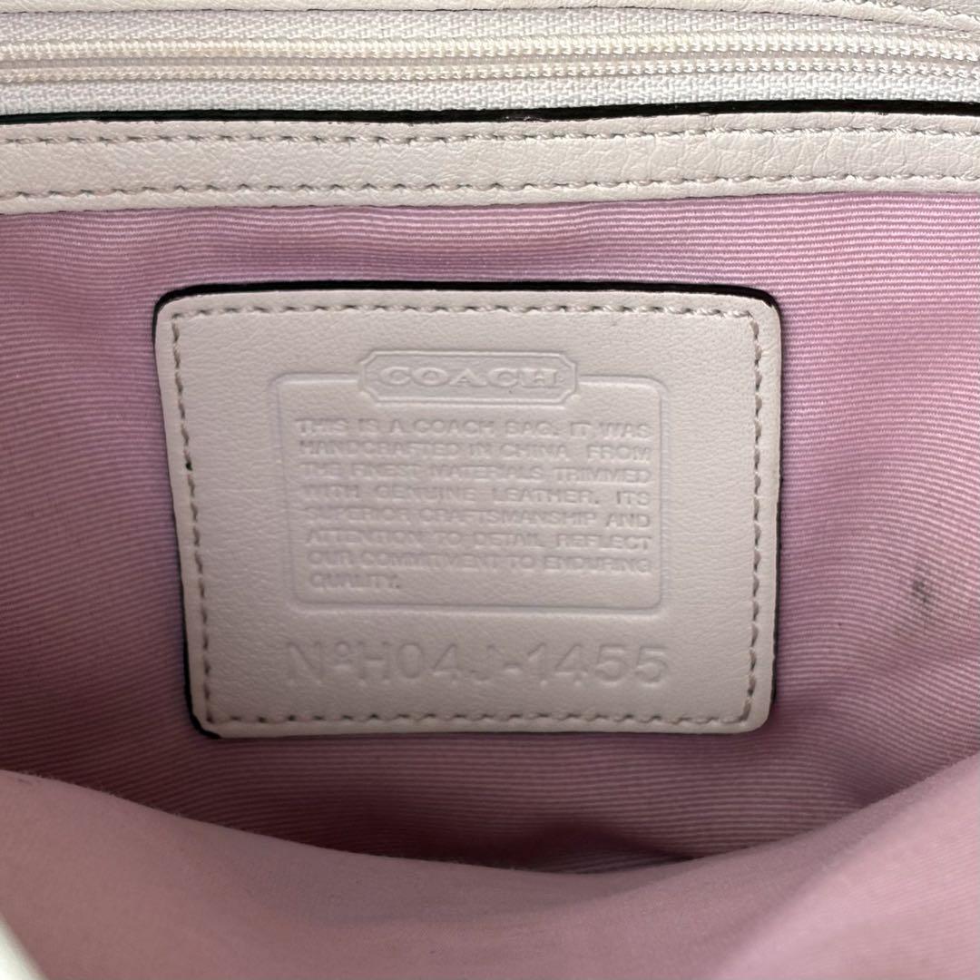 COACH Accessory Pouch Hand Bag Tote Purse Signature Canvas Leather White Gold