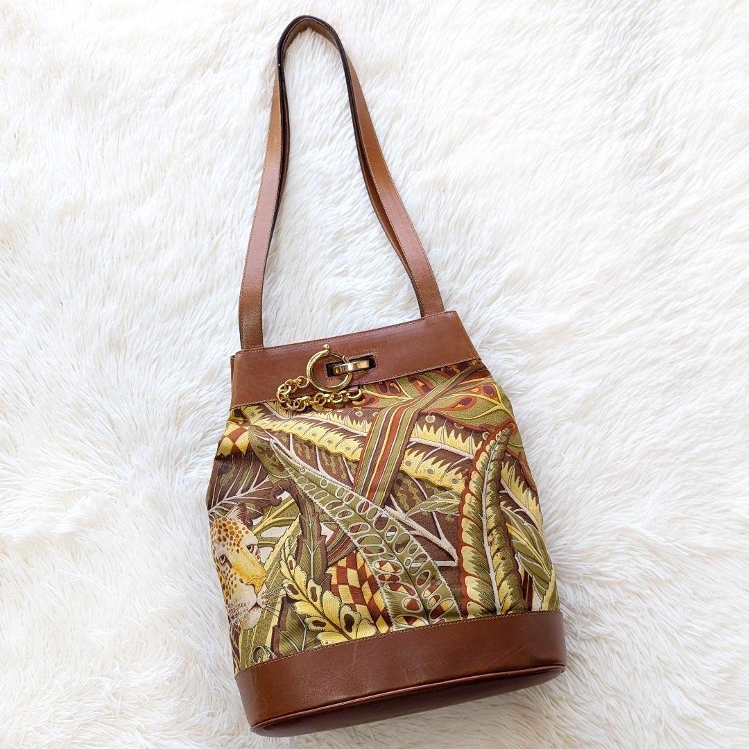 Salvatore Ferragamo Shoulder Bag Purse Gancini Leather Brown Multicolor Auth