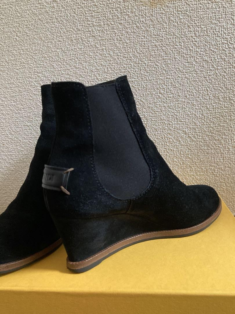 FENDI Short Boots Shoes EU 37 US 7 Suede Black Authentic