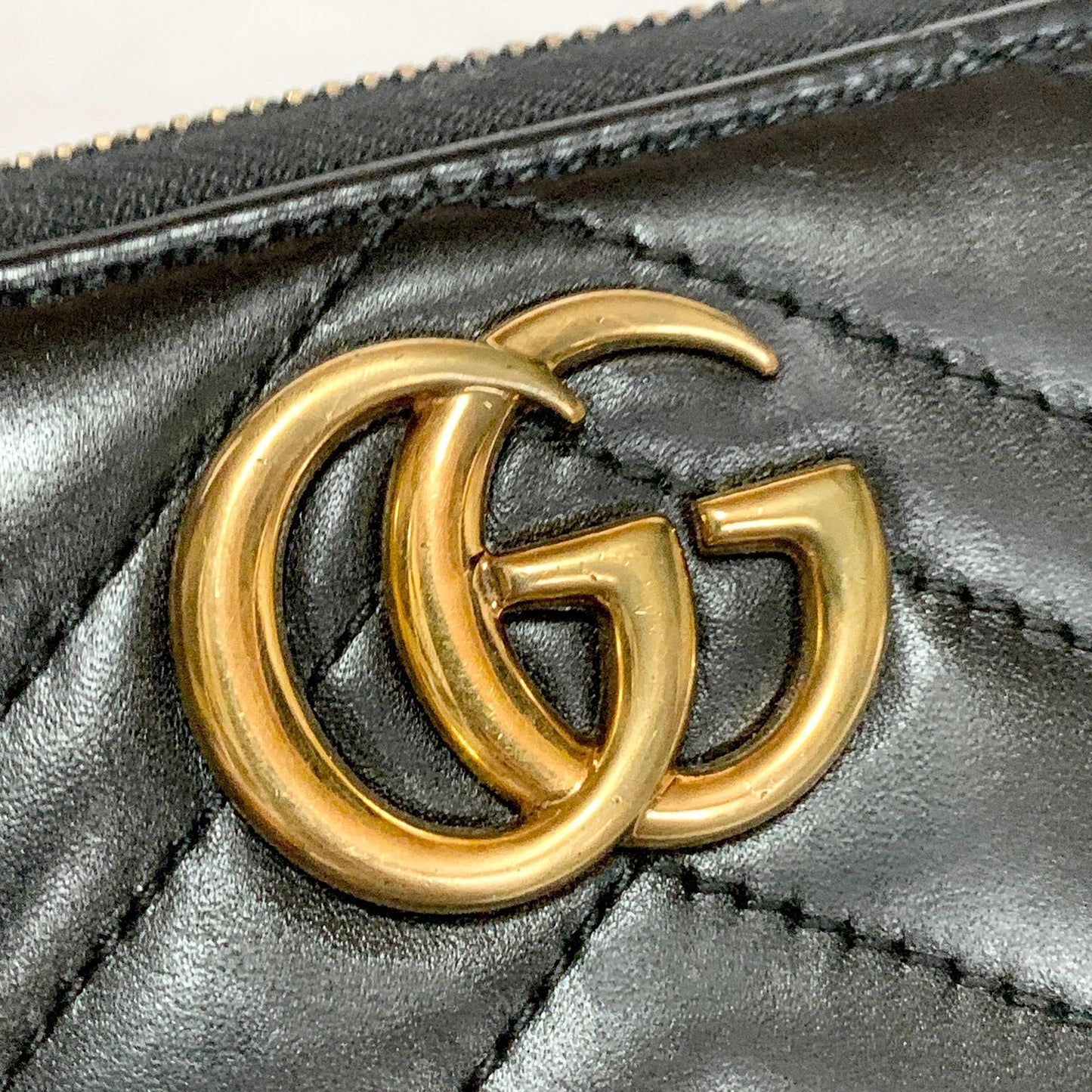 GUCCI Wallet GG Marmont Quilted Round Zip Long Purse Leather Black Gold Auth