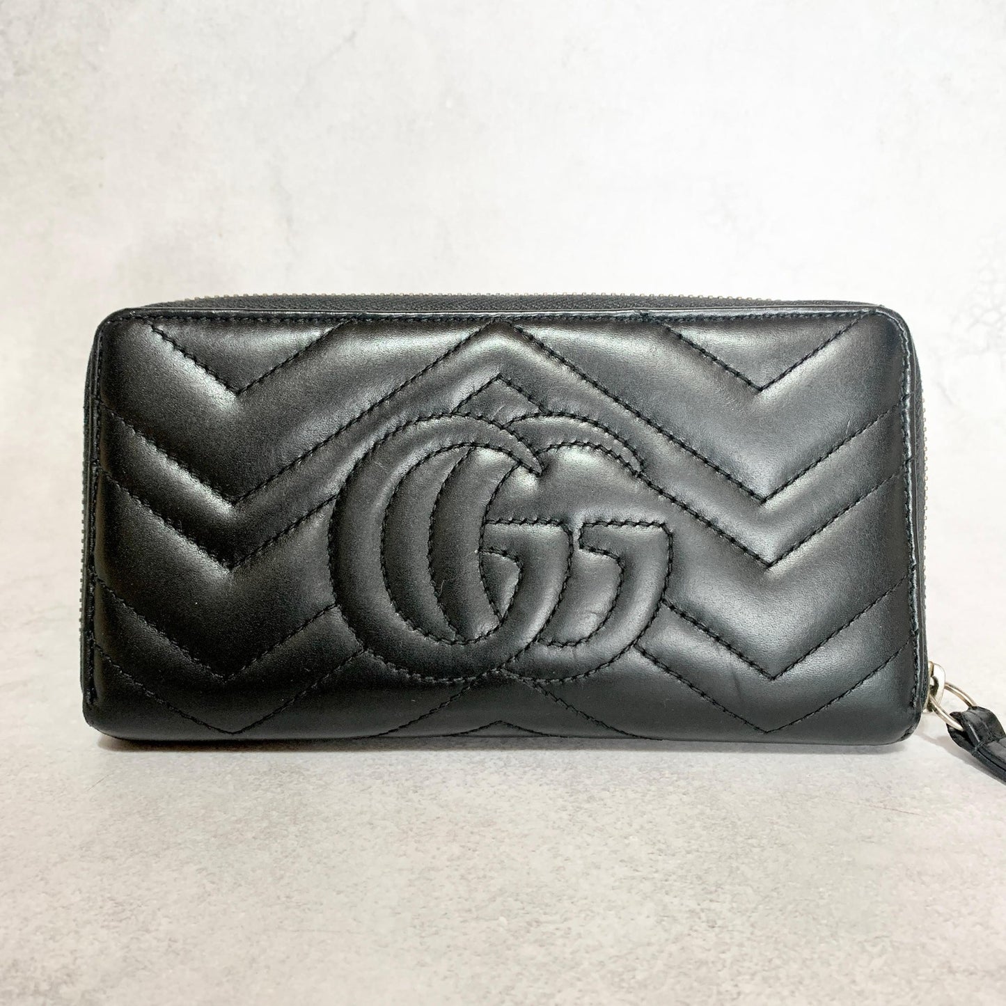 GUCCI Wallet GG Marmont Quilted Round Zip Long Purse Leather Black Gold Auth