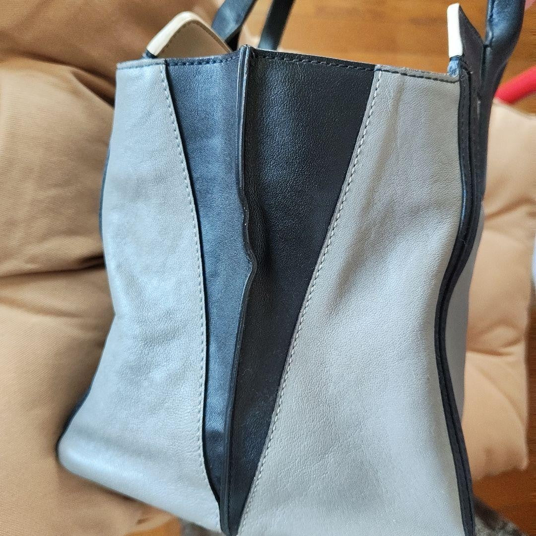 Chloe Hand Bag Tote Purse Leather Black Gray Authentic