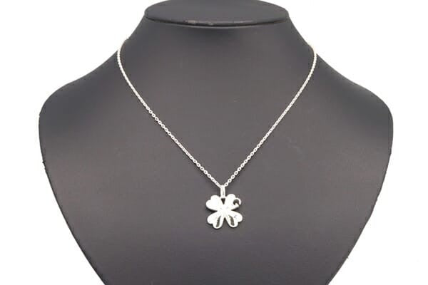 GUCCI Necklace Pendant Heart Clover Logo Silver 925 Women Accessory Authentic