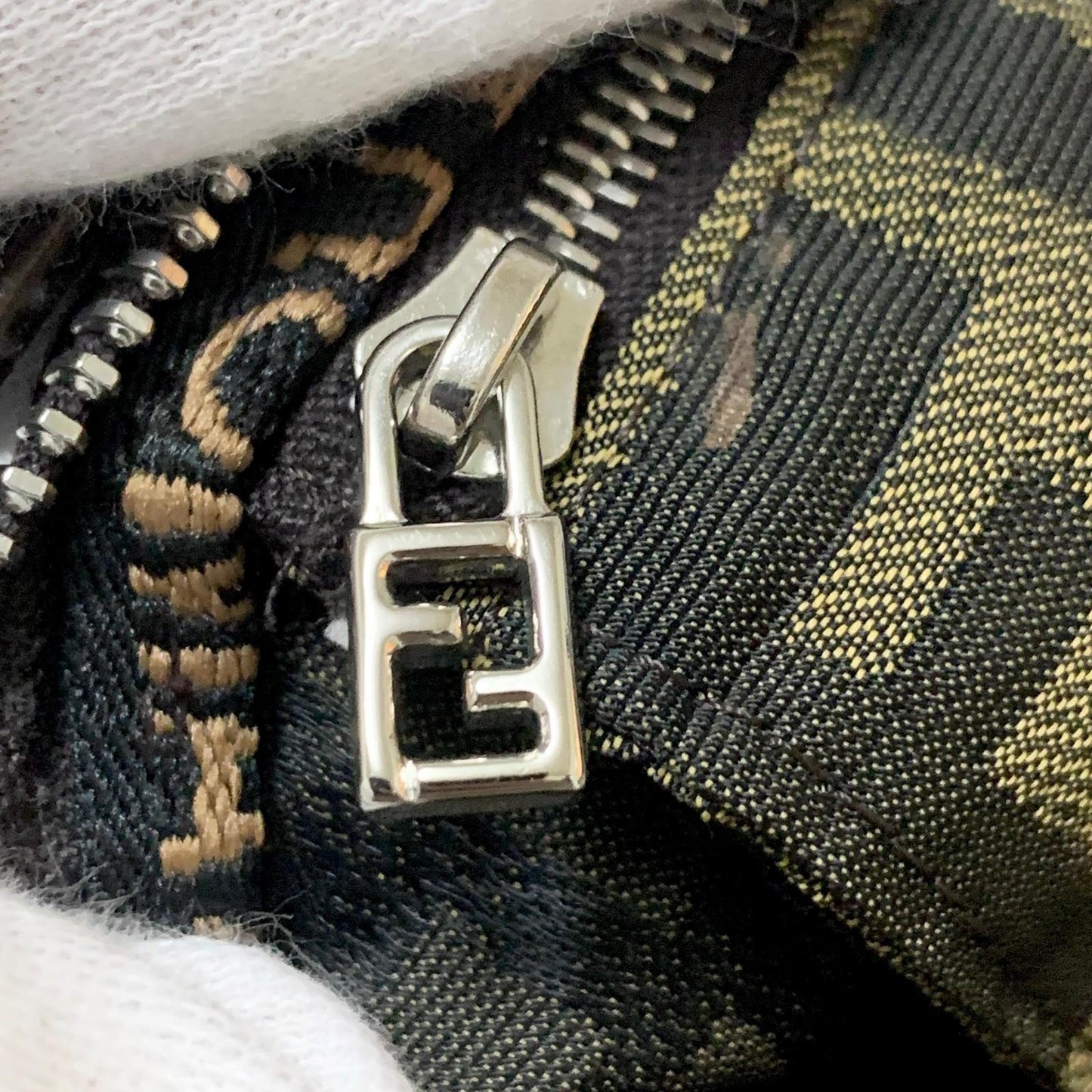 FENDI Bag FF Zucca Mamma Baguette Pouch Shoulder Purse Canvas Brown Authentic