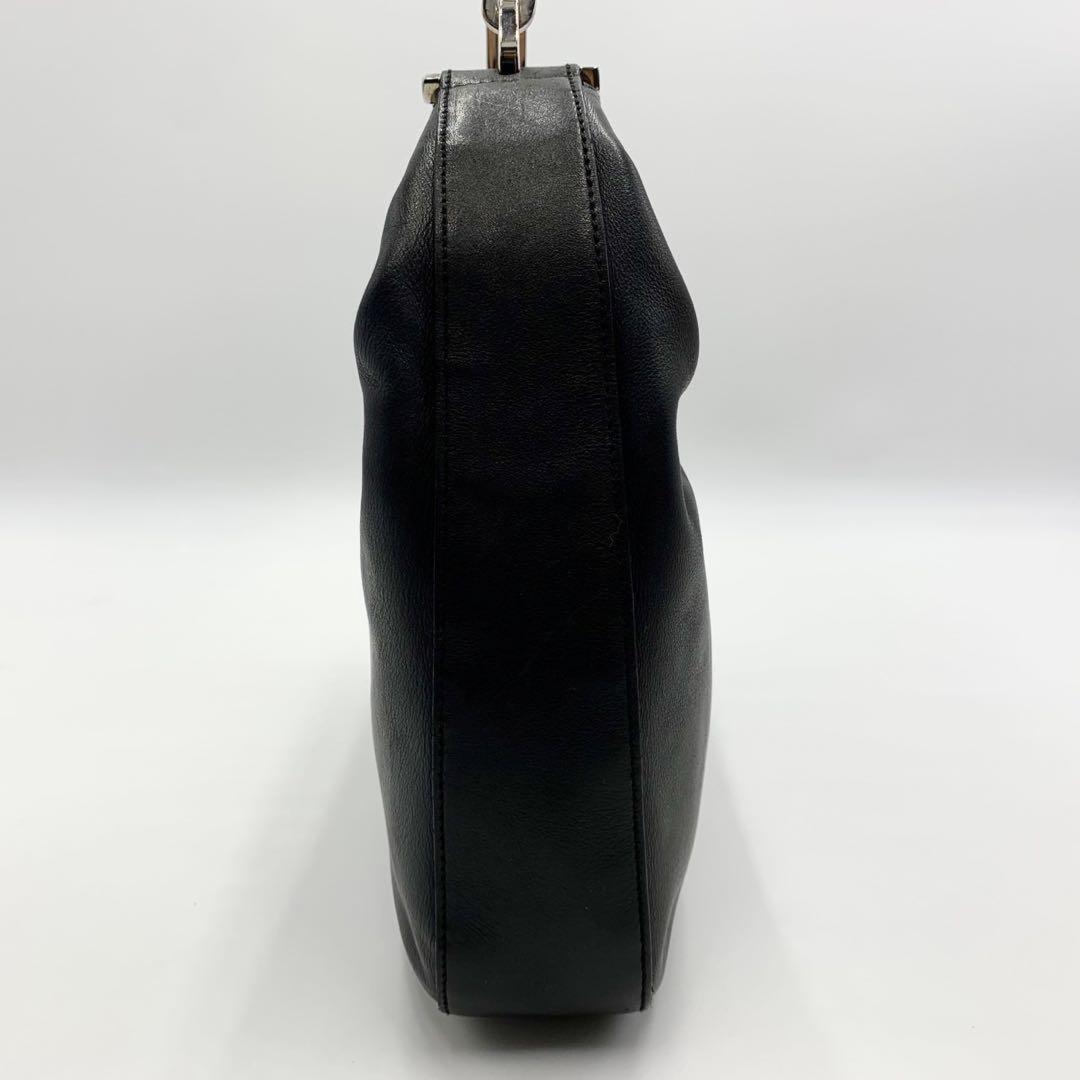 GUCCI Shoulder Bag Purse Chain Leather Black Authentic