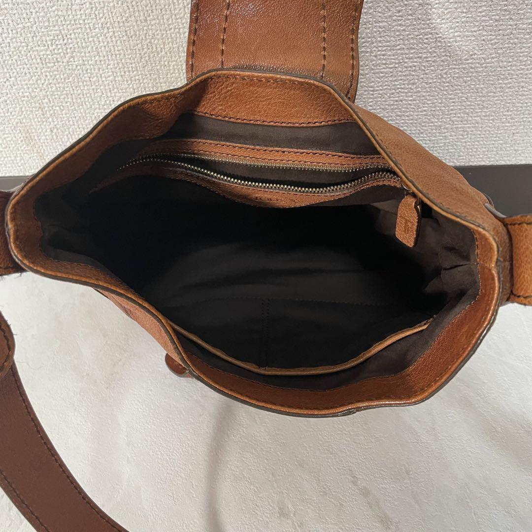 TOD'S Shoulder Bag Purse Logo Leather Brown Authentic
