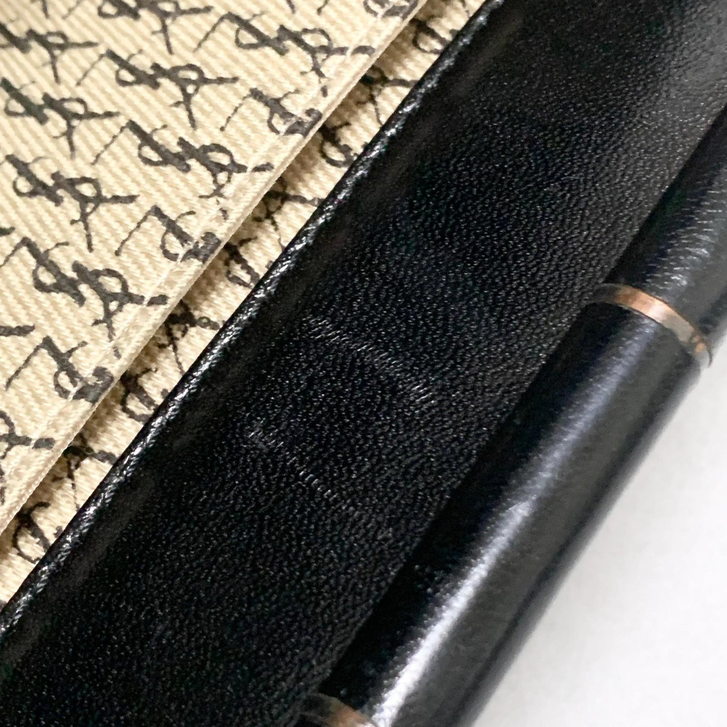 Yves Saint Laurent Clutch Bag YSL Logo Cassandra Purse Handbag Leather Black