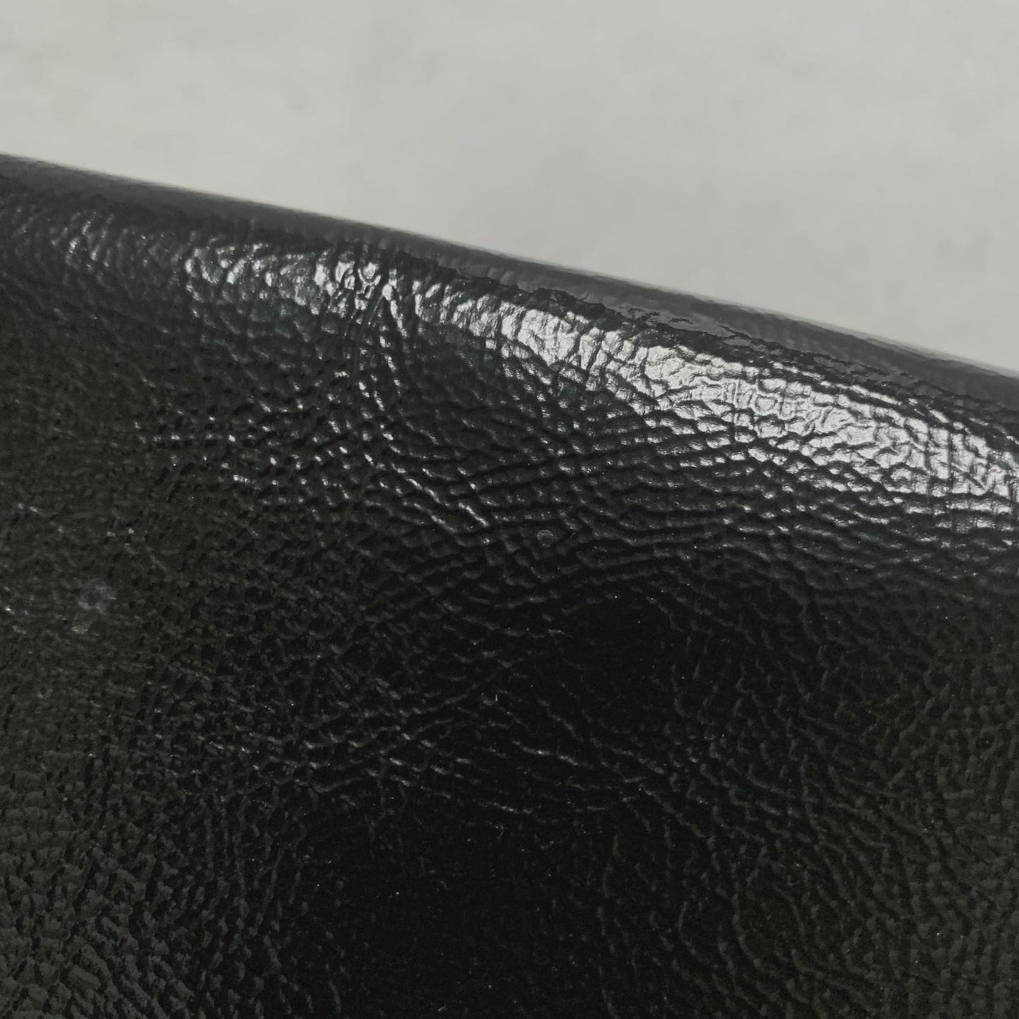 Saint Laurent Bag YSL Cassandra Clutch Purse Hand Patent Black Gold Authentic