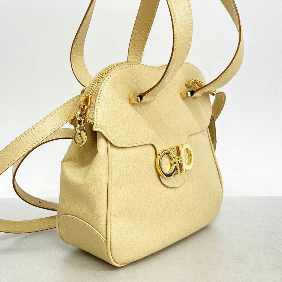 Salvatore Ferragamo Hand Shoulder Bag Tote Purse 2way Gancini Leather Beige Auth