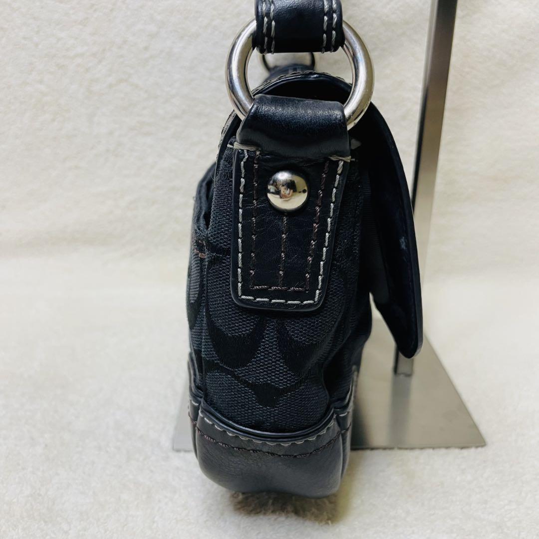COACH Shoulder Bag Purse Turn Lock Soho Black Authentic