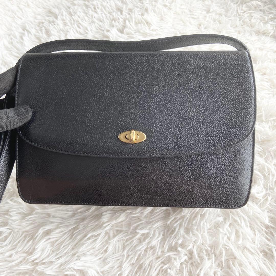 COACH Shoulder Bag Purse Turn Lock OLD Leather Black Authentic