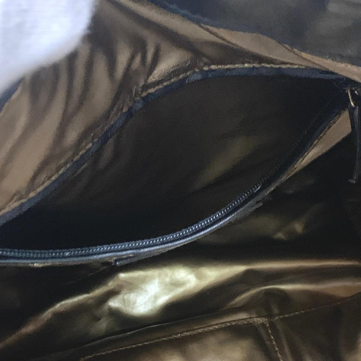 Saint Laurent Bag YSL Cassandra Hand Tote Purse Leather Black Gold Authentic