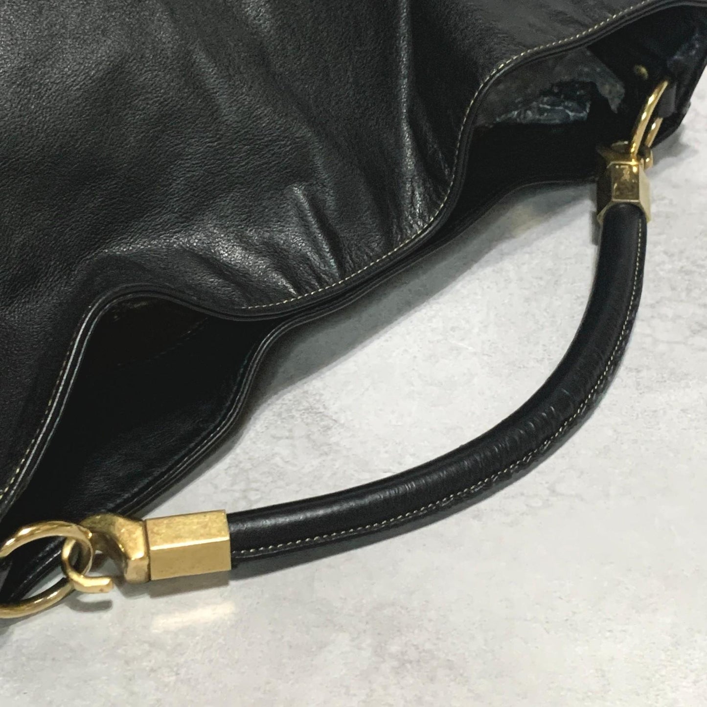 Saint Laurent Bag YSL Cassandra Hand Tote Purse Leather Black Gold Authentic
