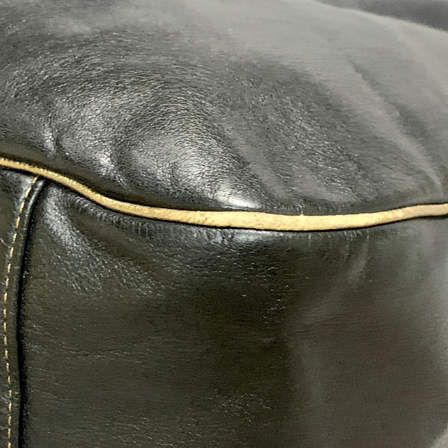Saint Laurent Bag YSL Cassandra Hand Tote Purse Leather Black Gold Authentic