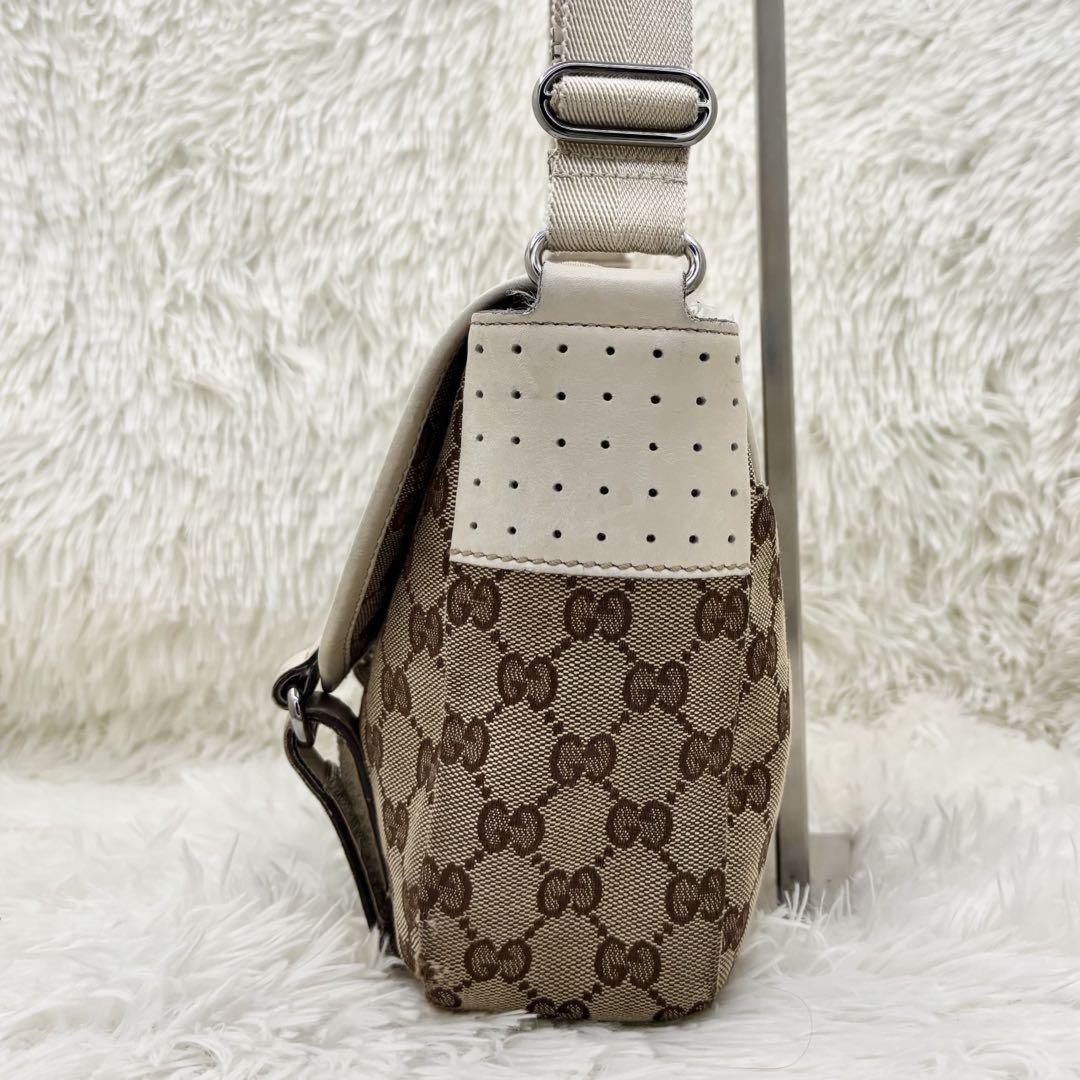 GUCCI Shoulder Bag Purse GG Canvas Leather White Brown Authentic