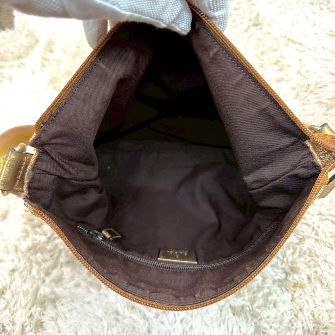 GUCCI Shoulder Bag Purse GG Canvas Leather Beige Gold Authentic