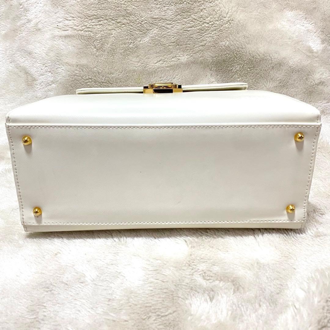 VERSACE Hand Bag Tote Purse Sunburst White Authentic