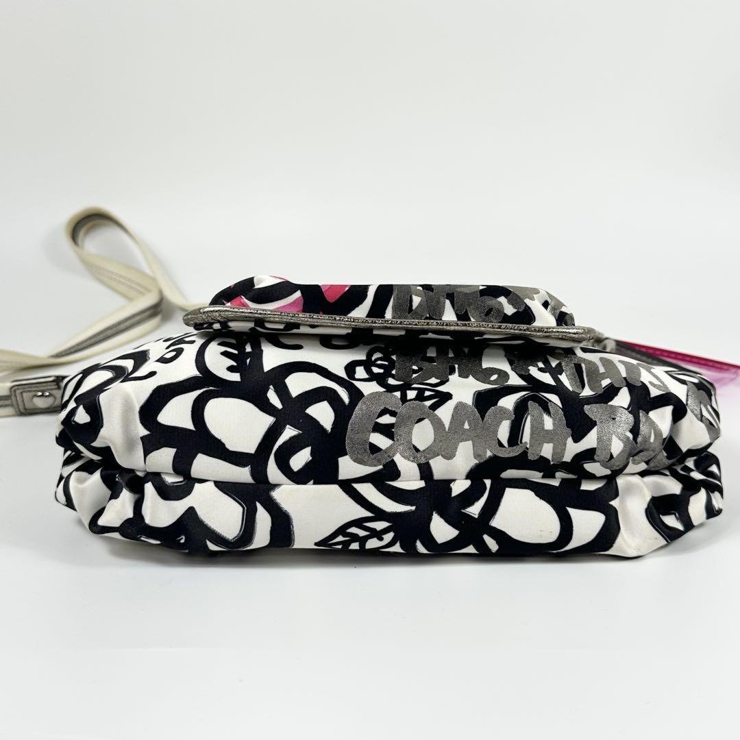 COACH Shoulder Bag Purse Poppy White Authentic