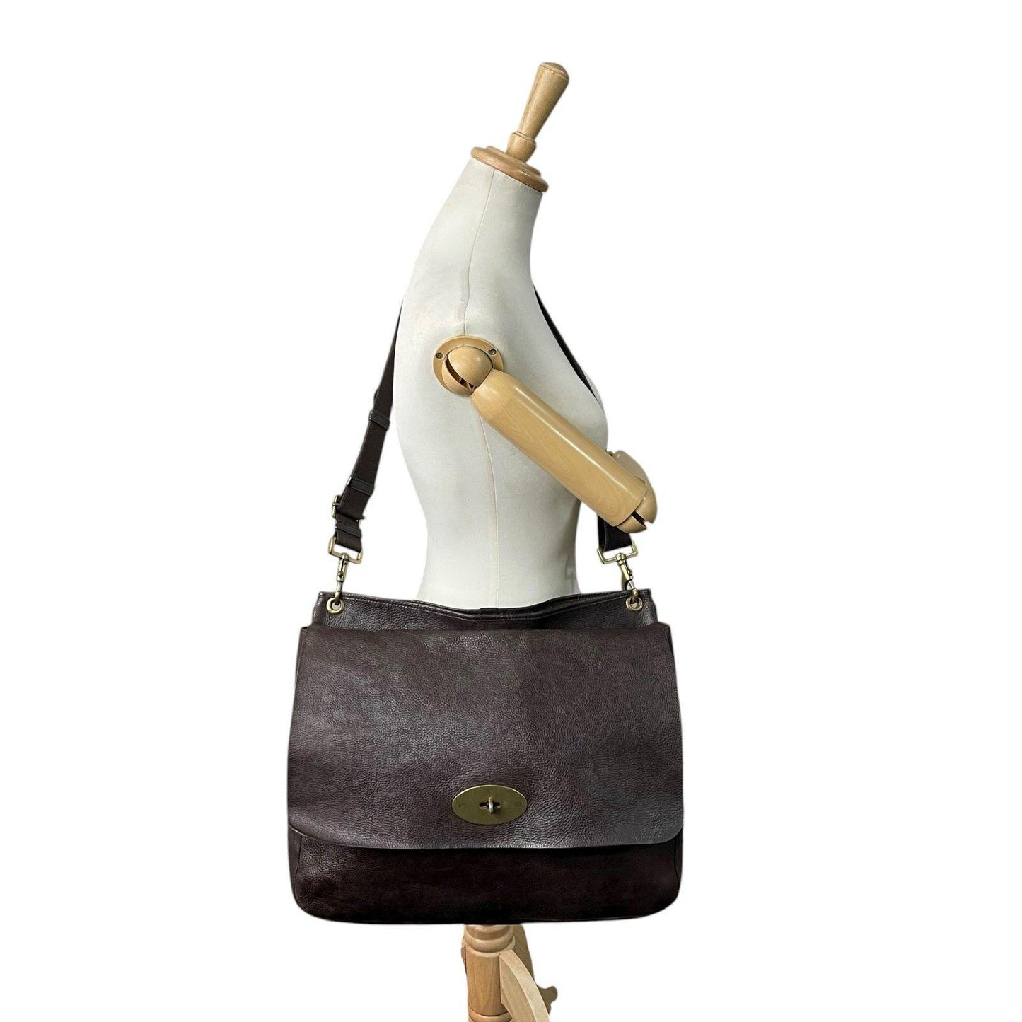 MULBERRY Shoulder Bag Purse Turn Lock Leather Brown Authentic