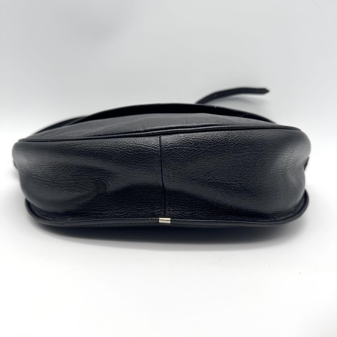 Saint Laurent Shoulder Bag Purse YSL Cassandra Black Leather Authentic