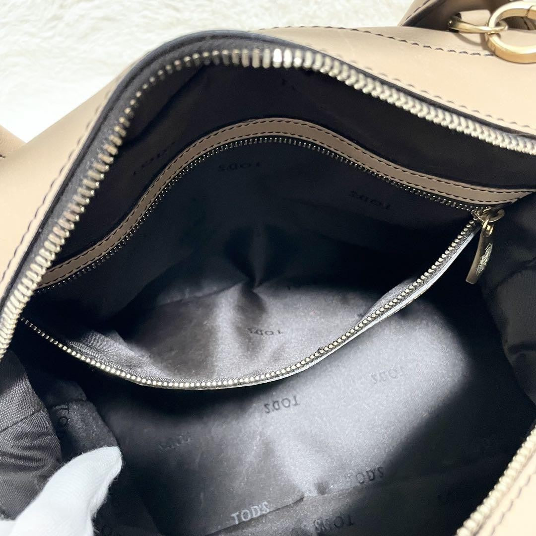 TOD'S Hand Shoulder Bag Tote Purse 2way D-Styling Leather Beige Authentic