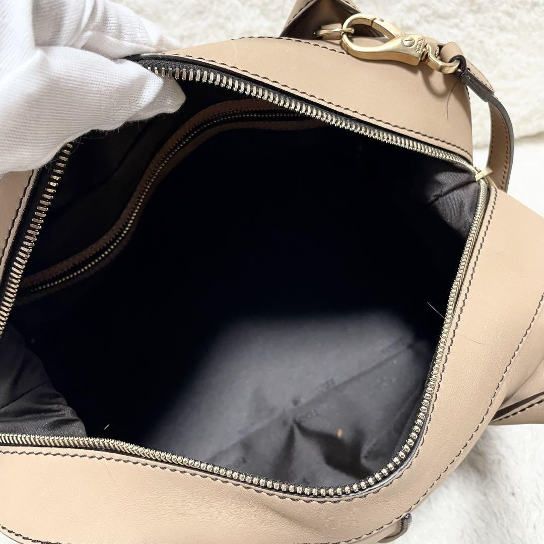 TOD'S Hand Shoulder Bag Tote Purse 2way D-Styling Leather Beige Authentic