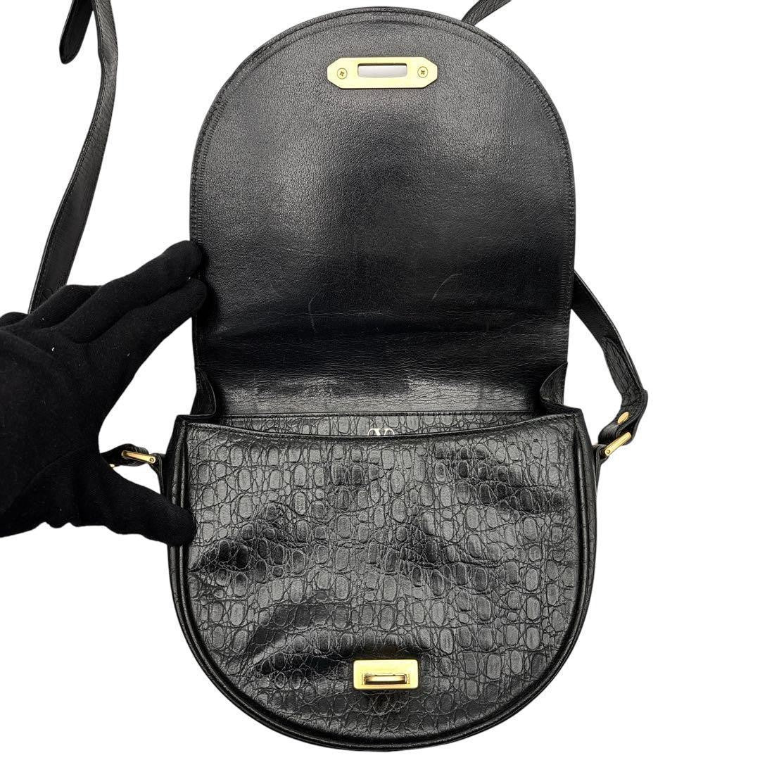 Valentino Garavani Shoulder Bag Purse Leather Black Authentic
