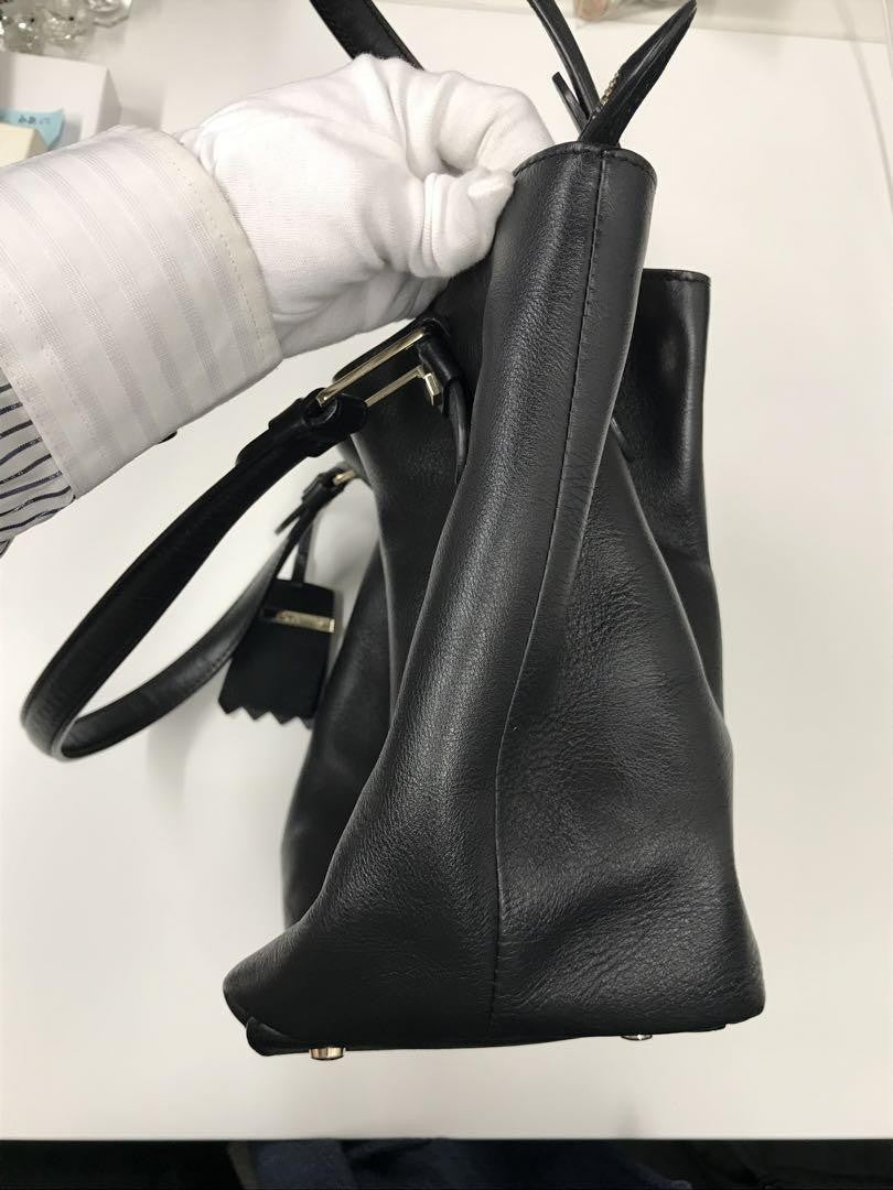 TOD'S Hand Bag Tote Purse Leather Black Authentic