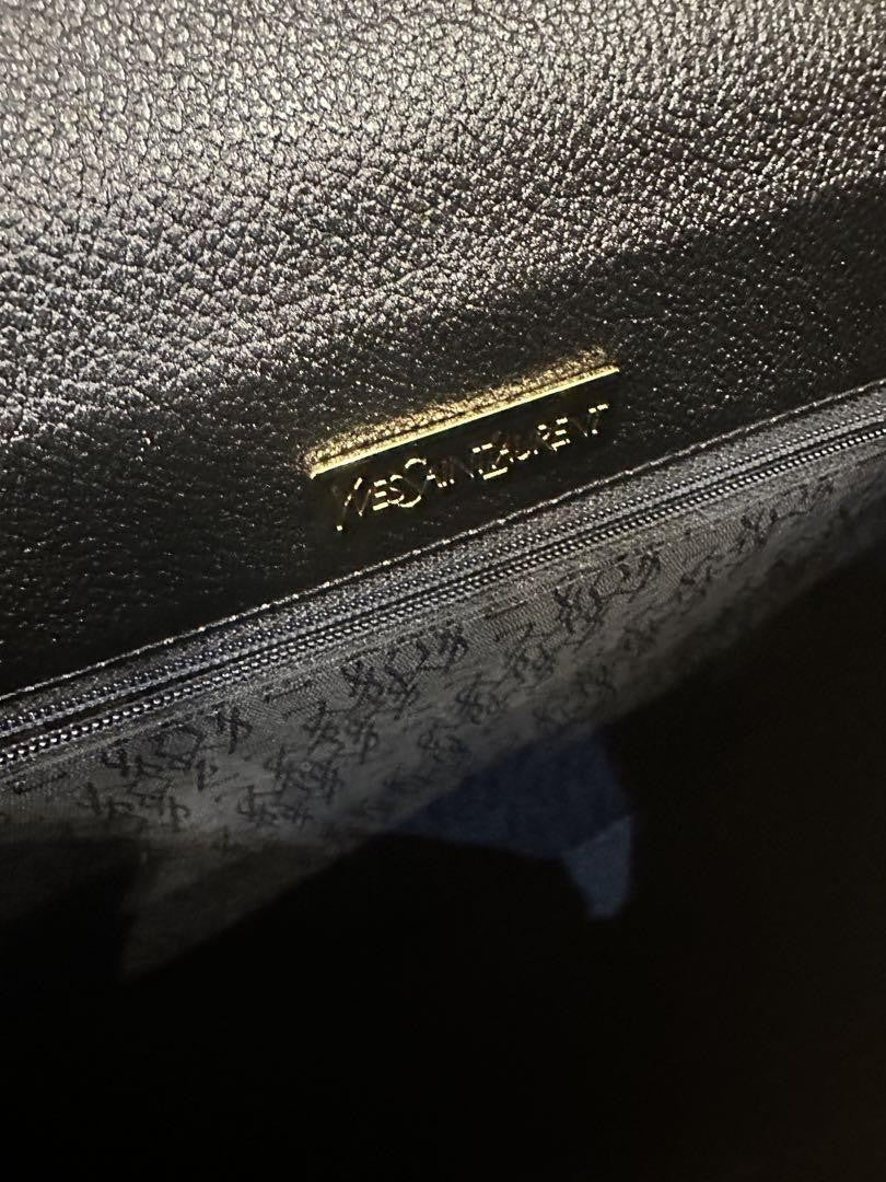 Saint Laurent Shoulder Bag Purse YSL Cassandra Leather Black Authentic