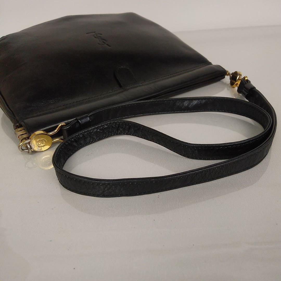 Saint Laurent Shoulder Bag Purse YSL Cassandra Leather Black Authentic