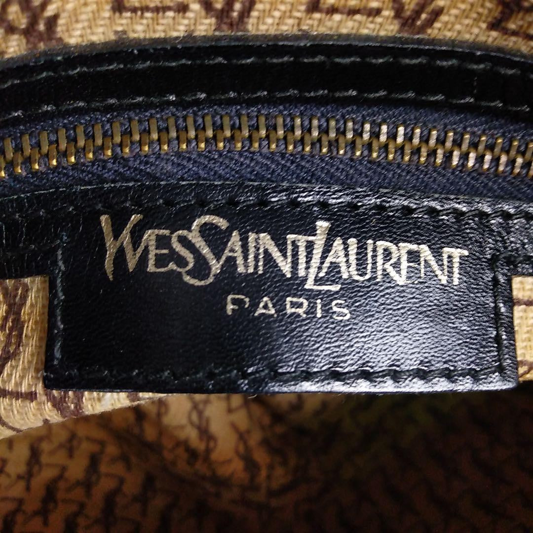 Saint Laurent Shoulder Bag Purse YSL Cassandra Leather Black Authentic