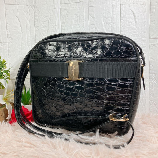 Salvatore Ferragamo Shoulder Bag Purse Black Authentic