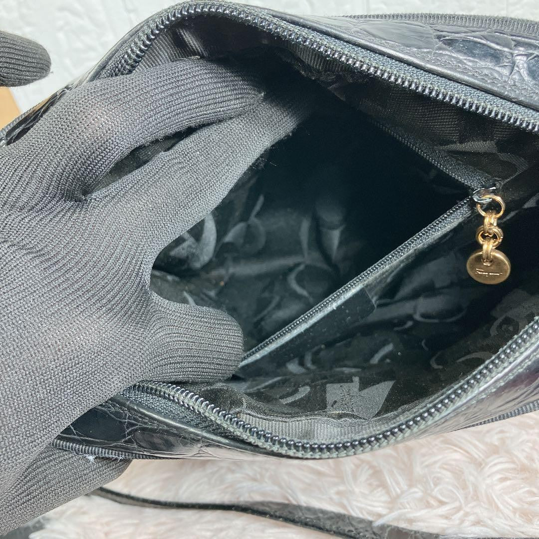 Salvatore Ferragamo Shoulder Bag Purse Black Authentic