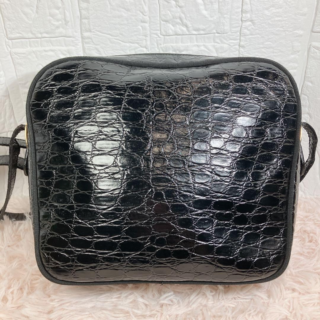 Salvatore Ferragamo Shoulder Bag Purse Black Authentic