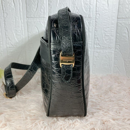 Salvatore Ferragamo Shoulder Bag Purse Black Authentic