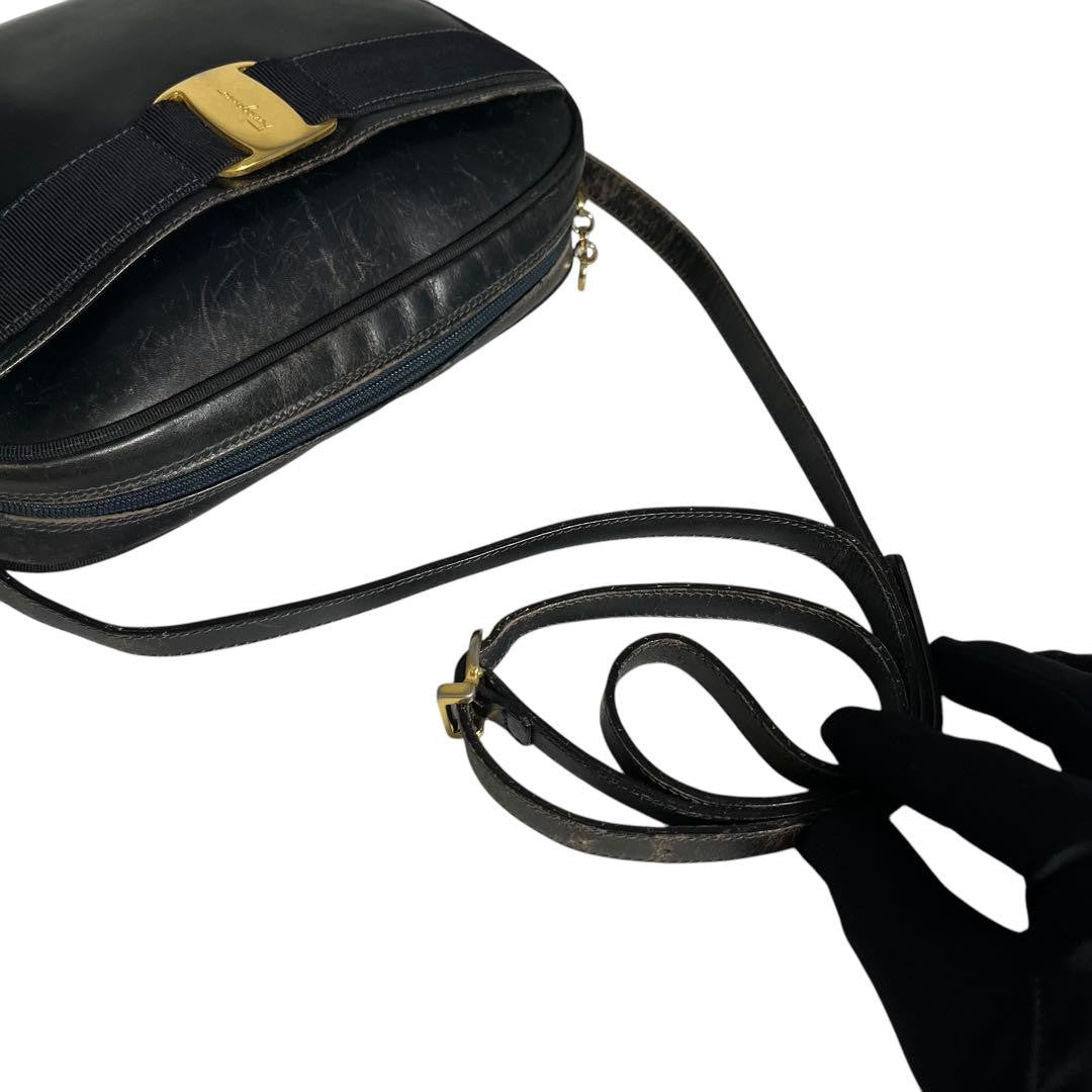 Salvatore Ferragamo Shoulder Bag Purse Gancini Leather Authentic Black