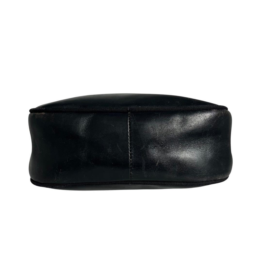 Salvatore Ferragamo Shoulder Bag Purse Gancini Leather Authentic Black