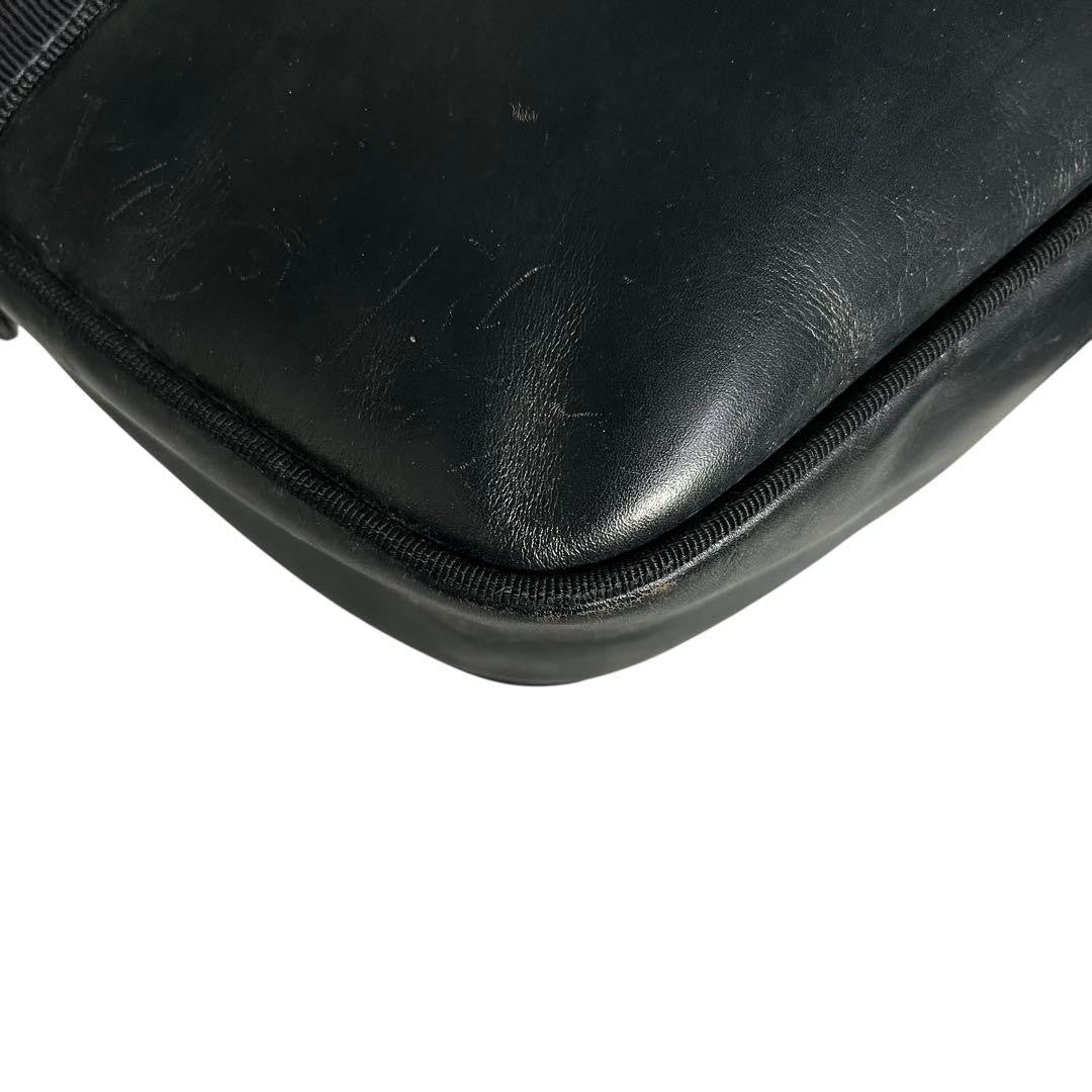 Salvatore Ferragamo Shoulder Bag Purse Gancini Leather Authentic Black