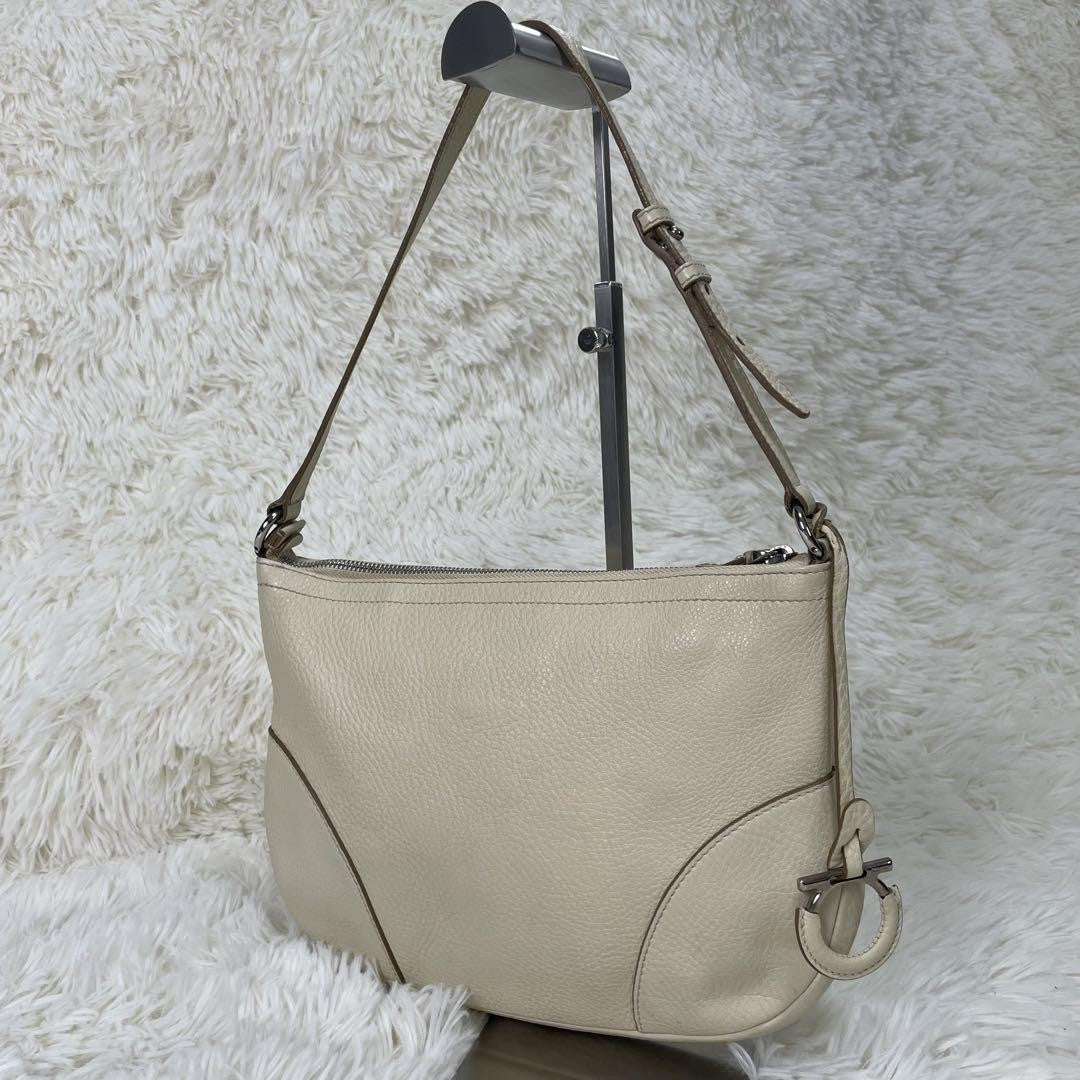 Salvatore Ferragamo shoulder bag Purse Gancini Ivory Silver Leather Authentic