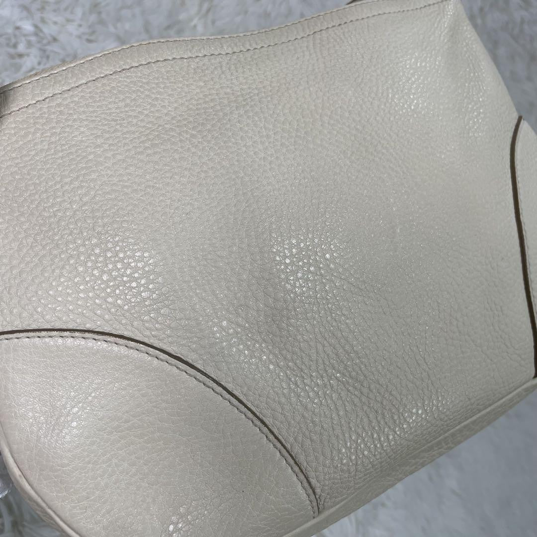 Salvatore Ferragamo shoulder bag Purse Gancini Ivory Silver Leather Authentic