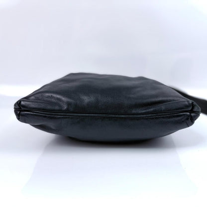 Salvatore Ferragamo Shoulder Bag Purse Gancini Leather Black Authentic