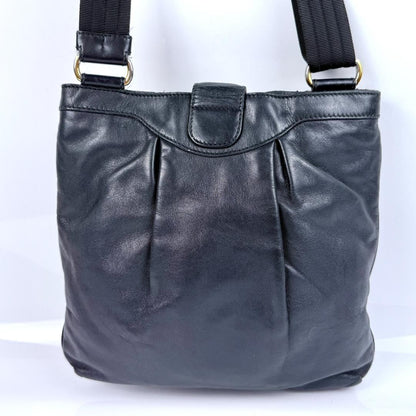 Salvatore Ferragamo Shoulder Bag Purse Gancini Leather Black Authentic