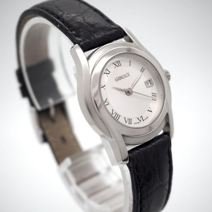 GUCCI 5500L Quartz Watch Wristwatch White Silver Women's Authentic
