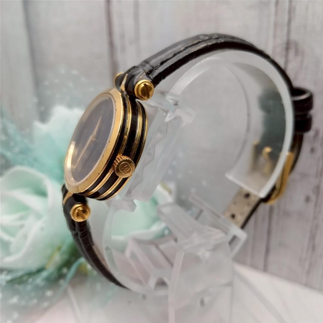GUCCI Quartz Watch Wristwatch Gold Black Women's Authentic