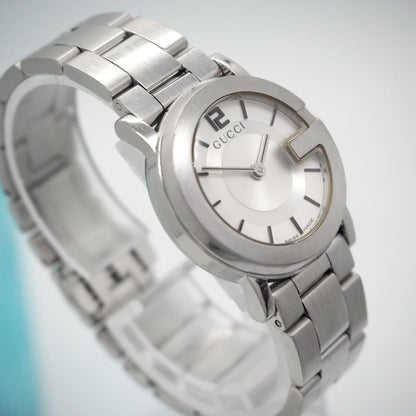 GUCCI 101L Quartz Watch Wristwatch White Silver Women's Authentic