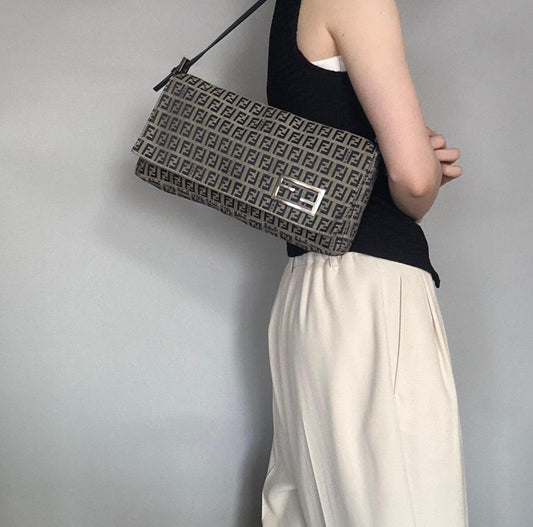 FENDI Bag Baguette FF  Zucchino Shoulder Purse Canvas Leather Beige Black Auth