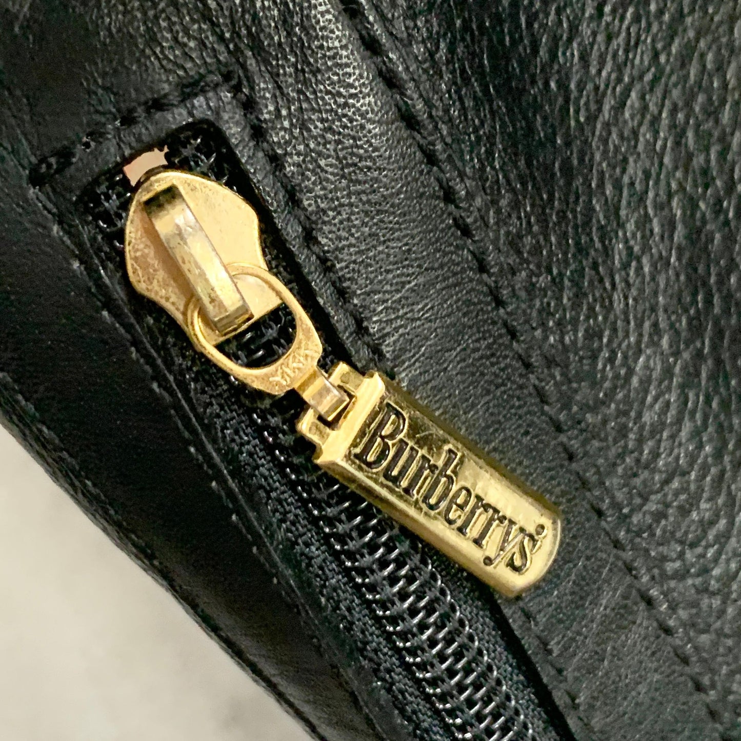 BURBERRY Shoulder Bag Purse Horse Logo Leather Black Gold Unisex Used Authentic
