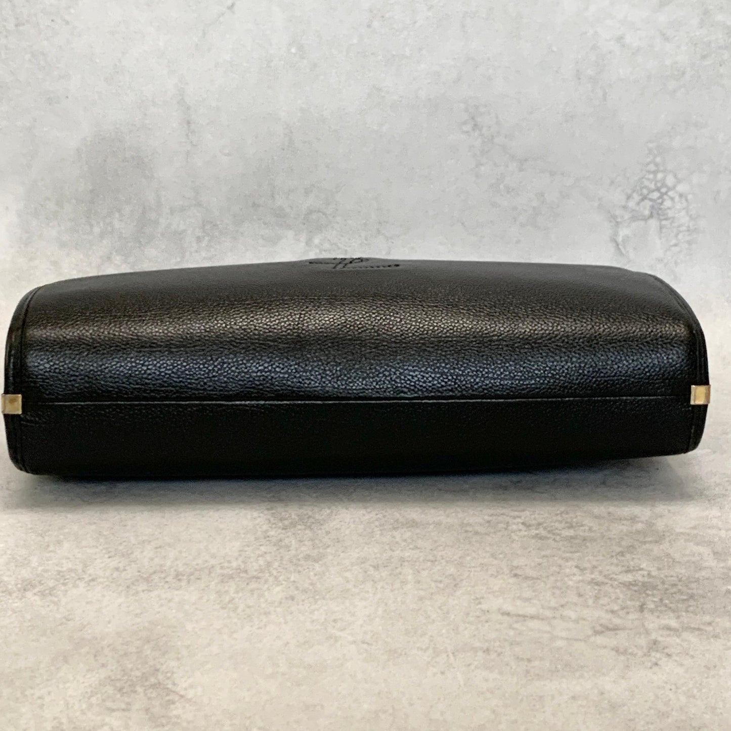Saint Laurent Bag YSL Cassandra Clutch Purse Hand Leather Black Gold Authentic